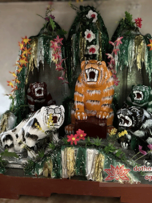 Ý Nghĩa và Cách Trang Trí Động Ngũ Hổ